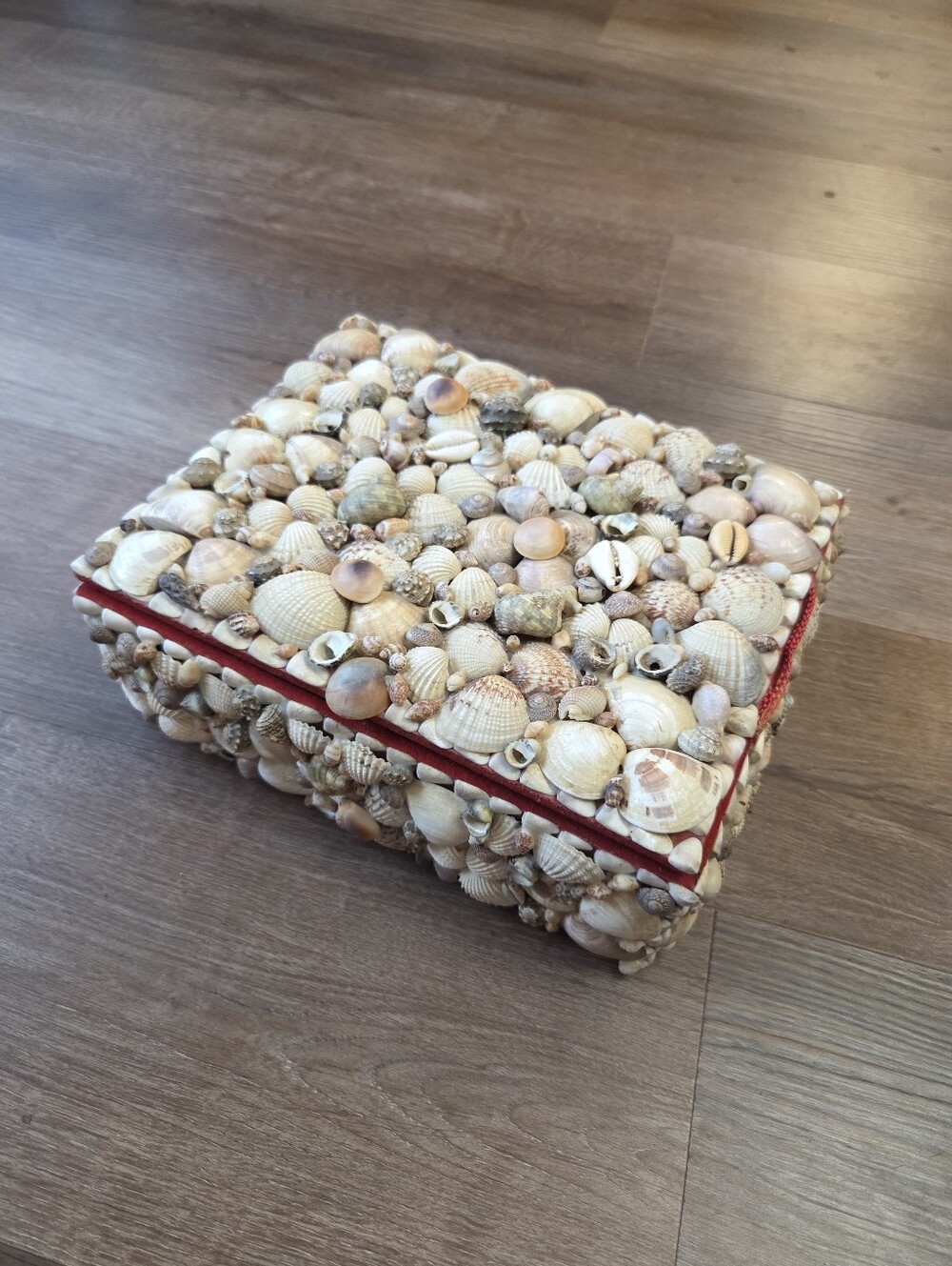Vintage Large Seashell Mosiac Encrusted Trinket Box with Red Felt Lining Nautica